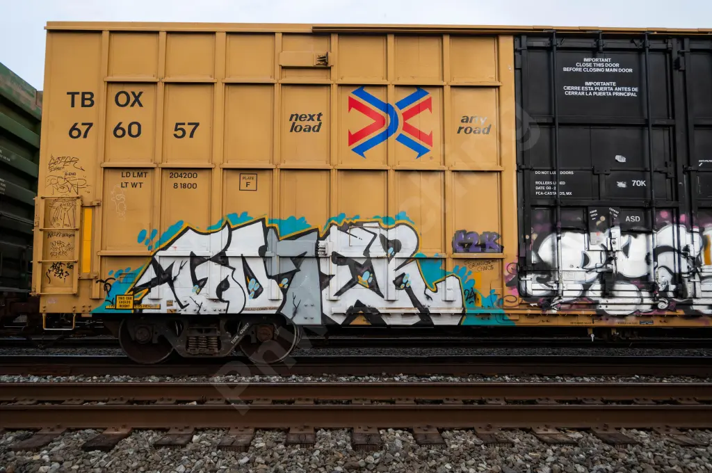 TBOX676057 - NORTH-AMERICA