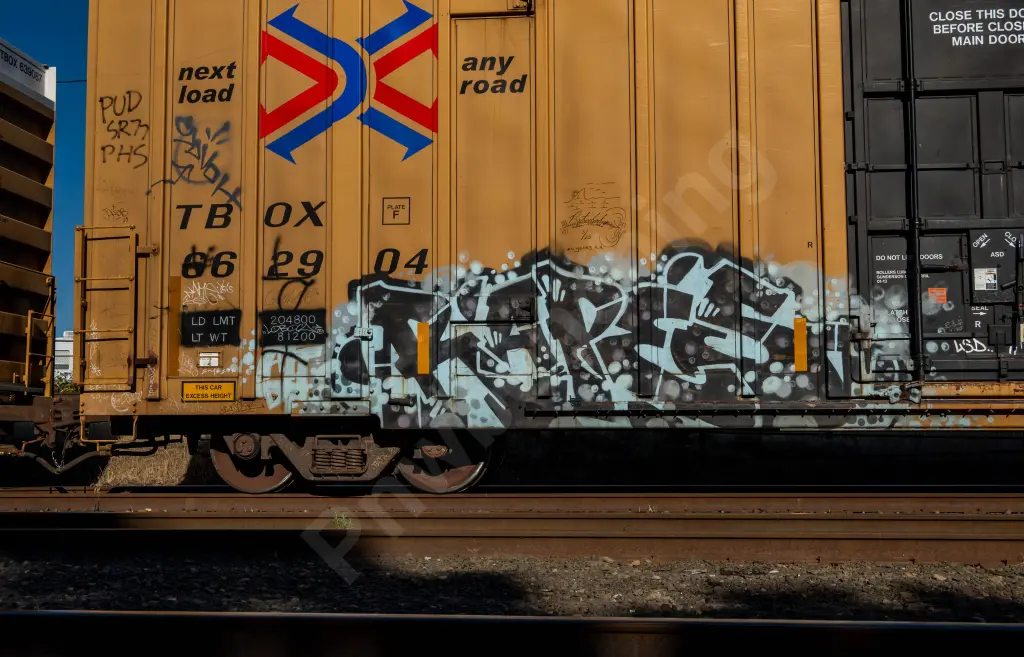 TBOX662904 - NORTH-AMERICA