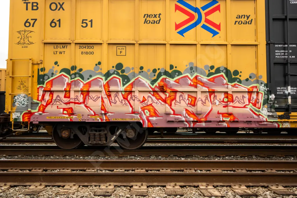 TBOX676151 - NORTH-AMERICA