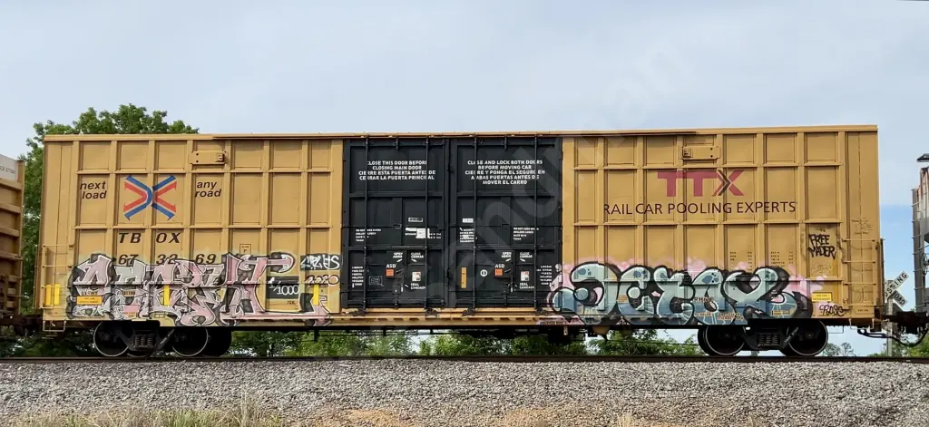 TBOX673269 - NORTH-AMERICA