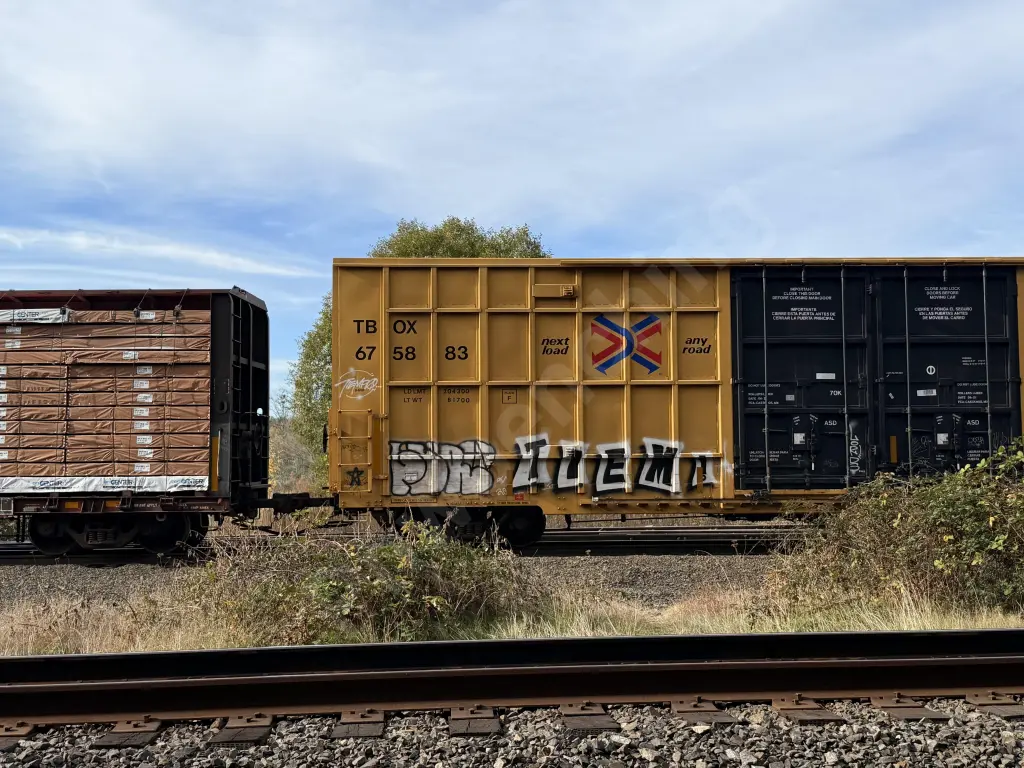 TBOX675883 - NORTH-AMERICA