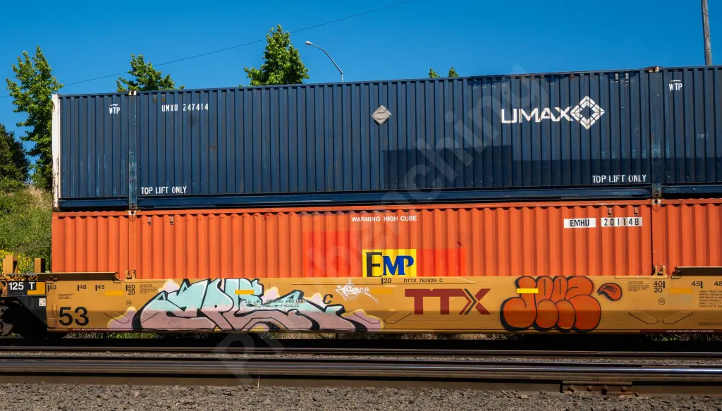 DTTX767829 - NORTH-AMERICA