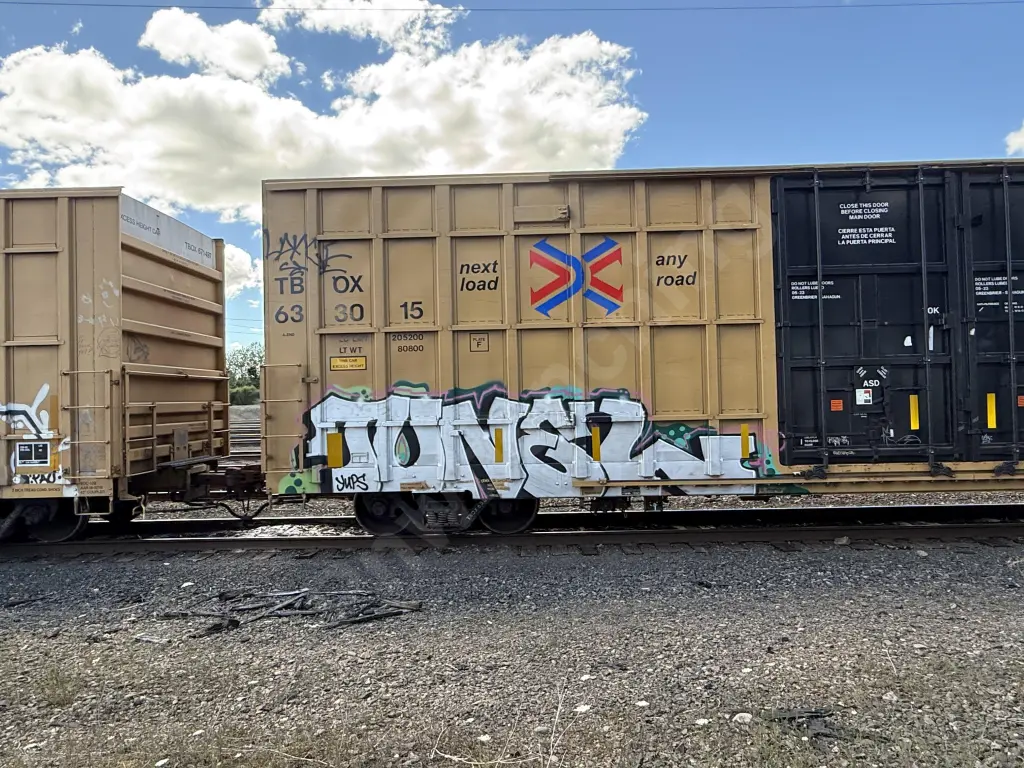 TBOX633015 - NORTH-AMERICA