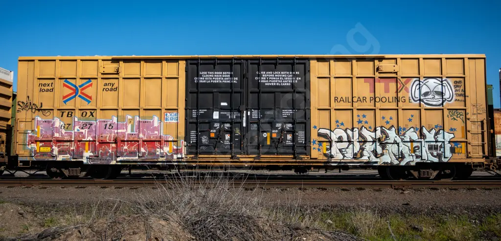 TBOX672715 - NORTH-AMERICA