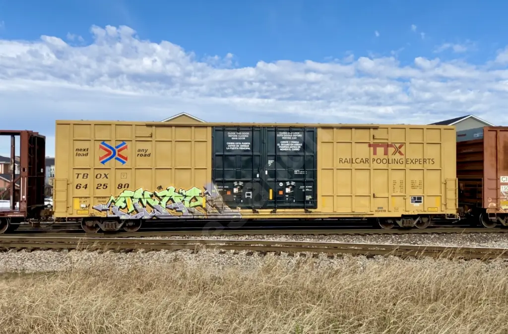 TBOX642580 - NORTH-AMERICA
