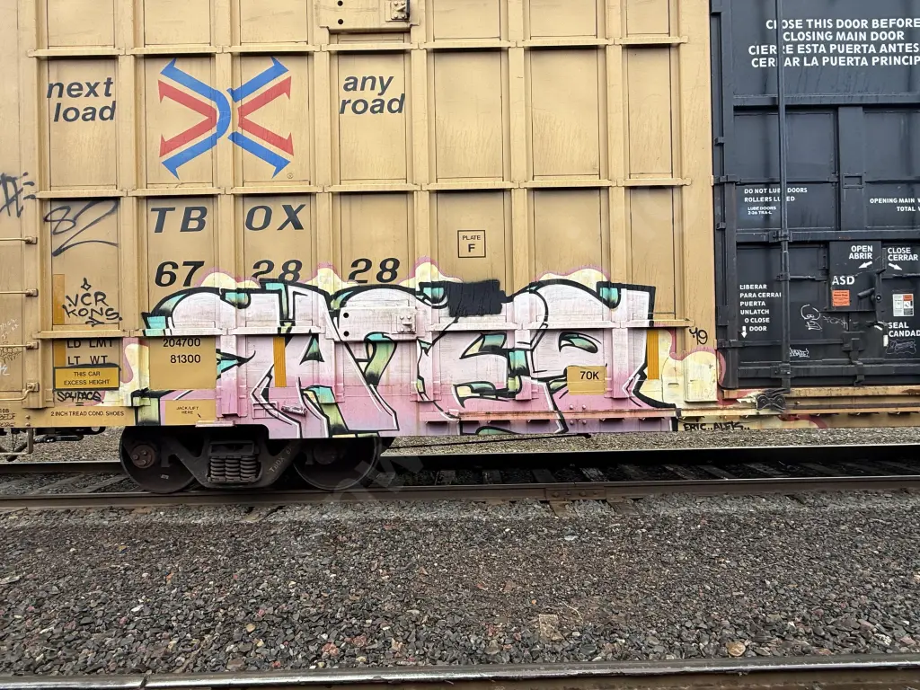 TBOX672828 - NORTH-AMERICA