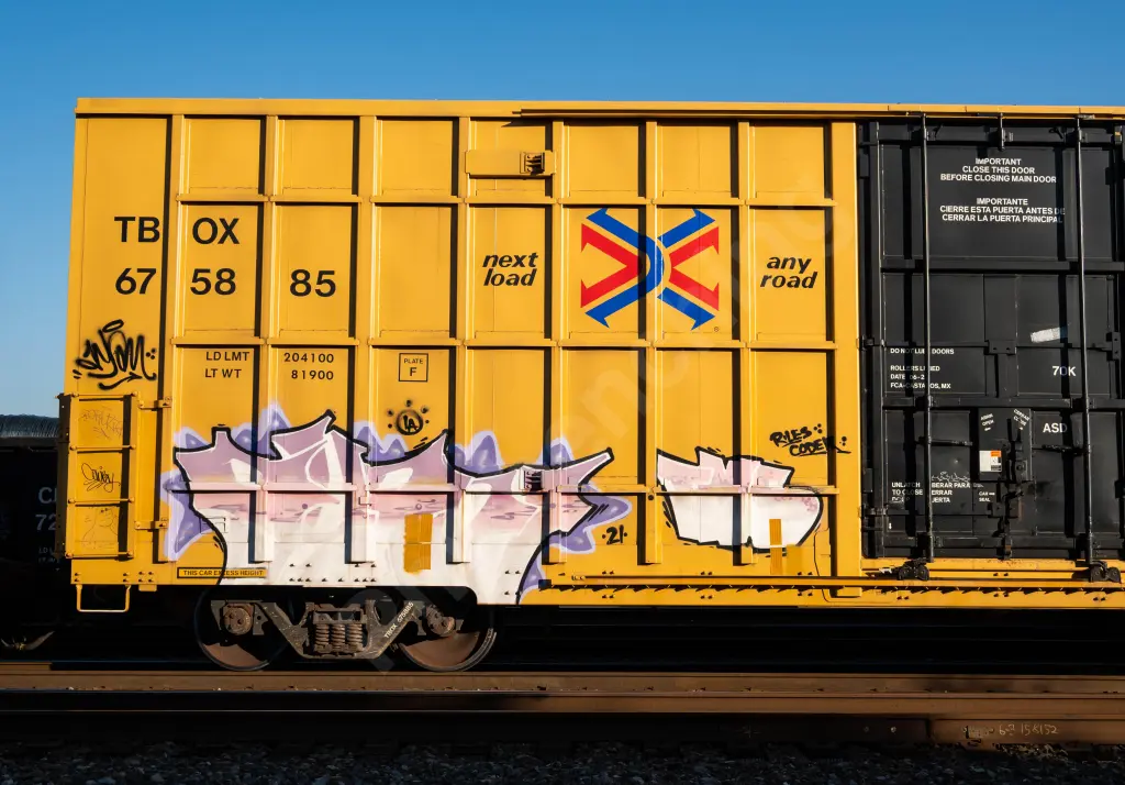 TBOX675885 - NORTH-AMERICA