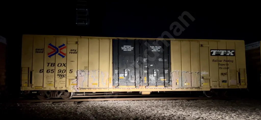 TBOX665905 - NORTH-AMERICA
