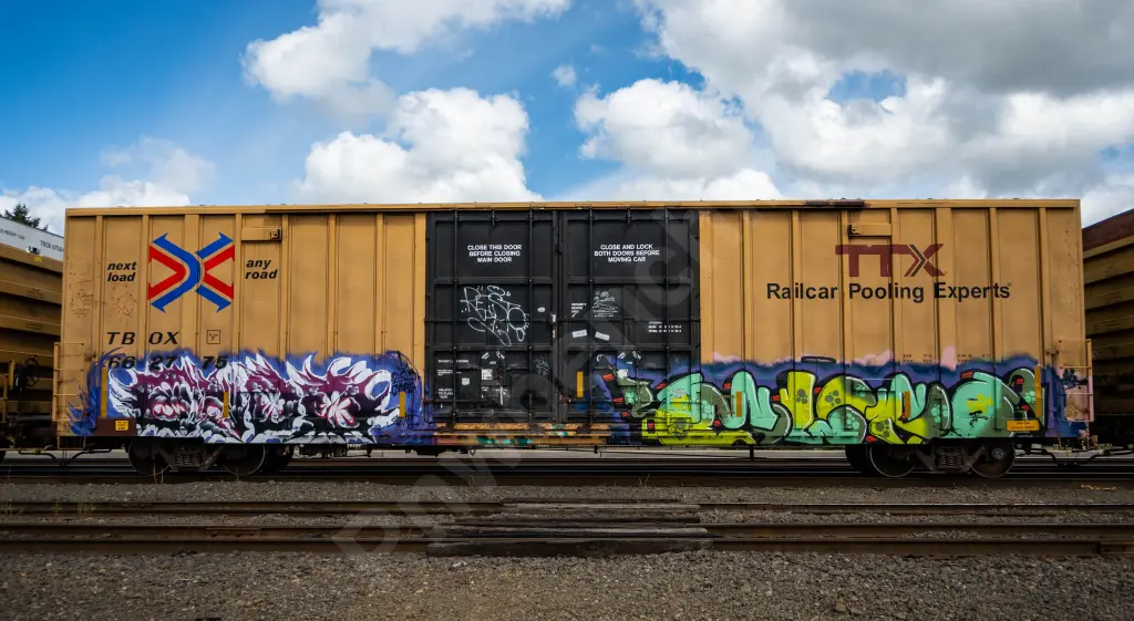 TBOX662775 - NORTH-AMERICA