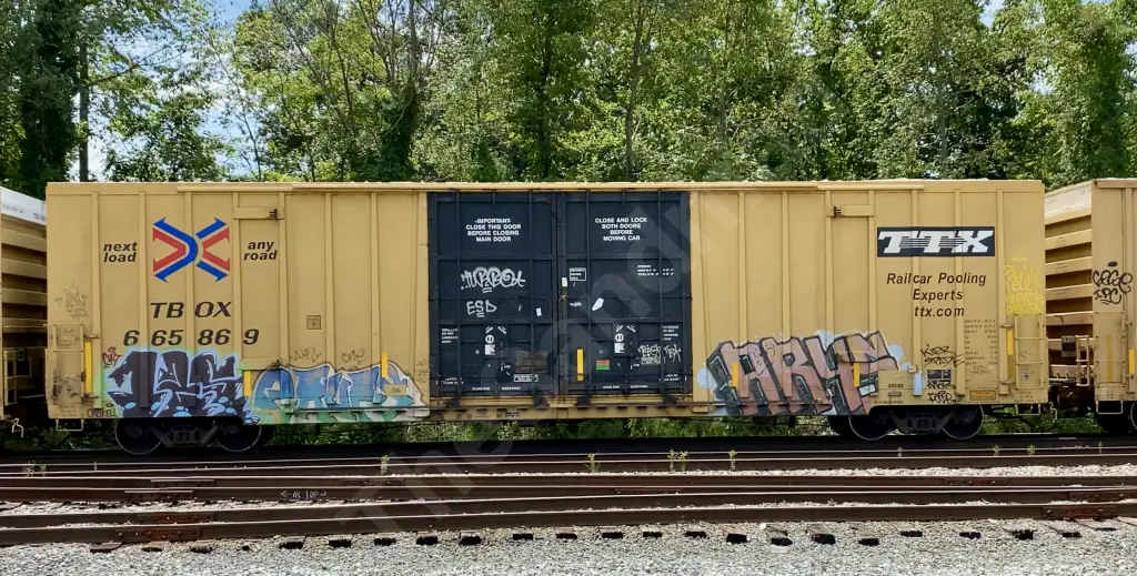 TBOX665869 - NORTH-AMERICA