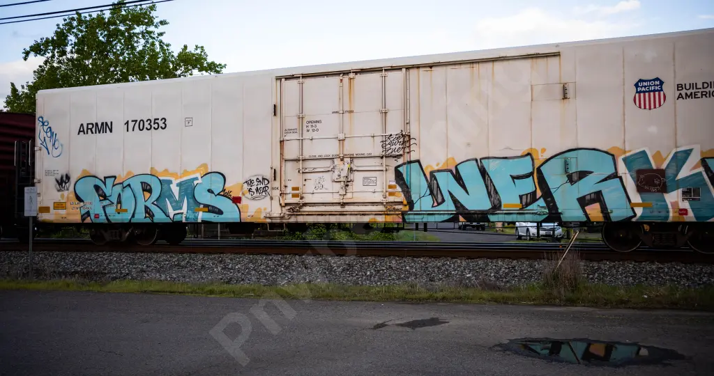 ARMN170353 - NORTH-AMERICA