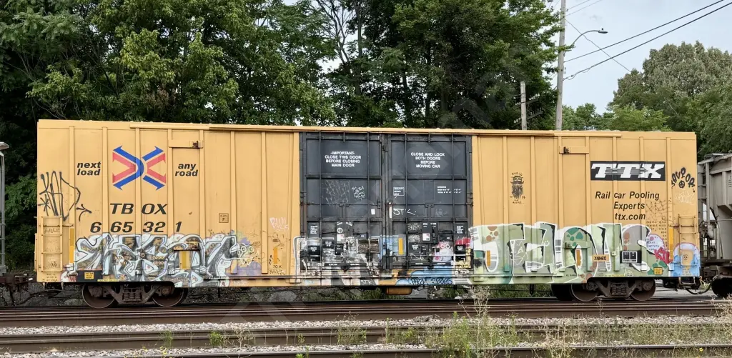 TBOX665321 - NORTH-AMERICA