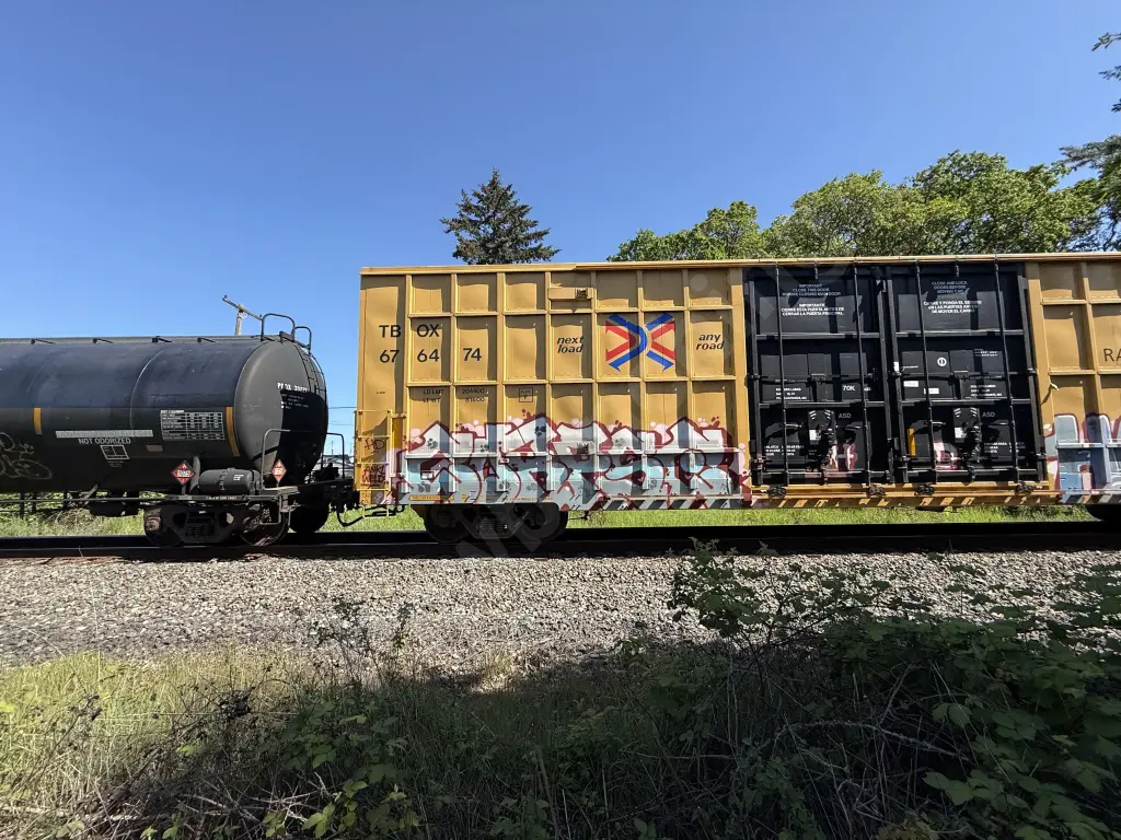 TBOX676474 - NORTH-AMERICA