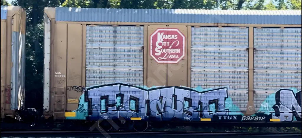 TTGX692812 - NORTH-AMERICA