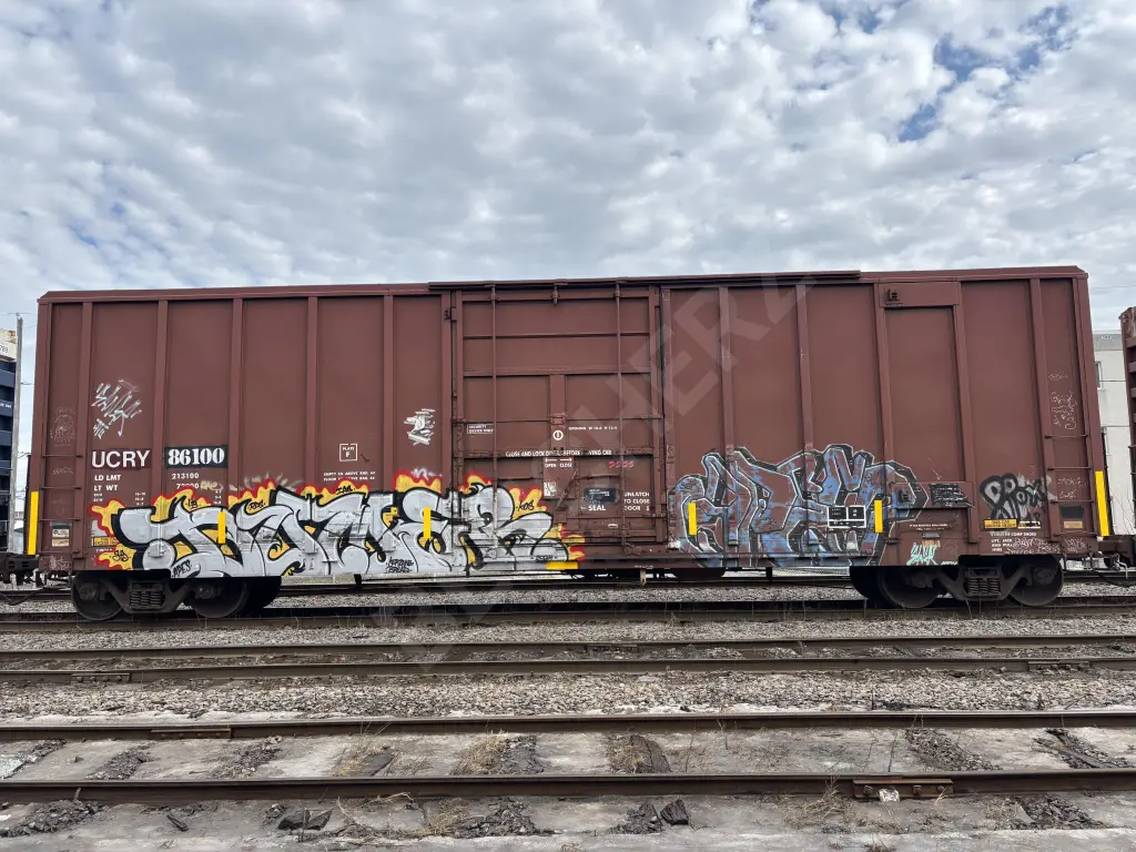 UCRY86100 - NORTH-AMERICA