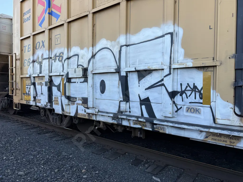 TBOX664146 - NORTH-AMERICA