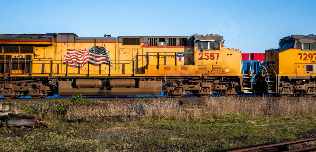 UP2587 - NORTH-AMERICA