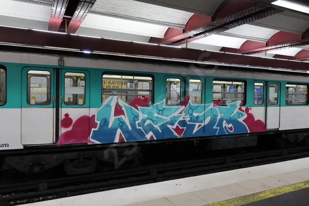 #75941 - RATP-3-OLIVE