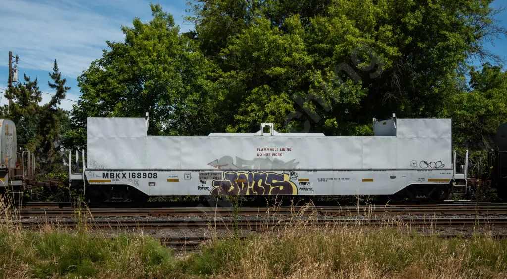 MBKX168908 - NORTH-AMERICA