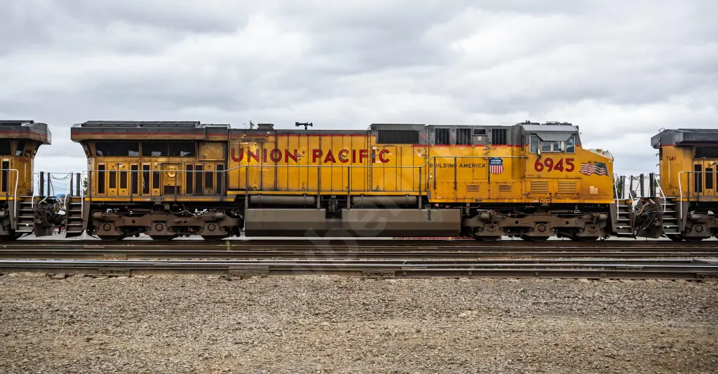 UP6945 - NORTH-AMERICA