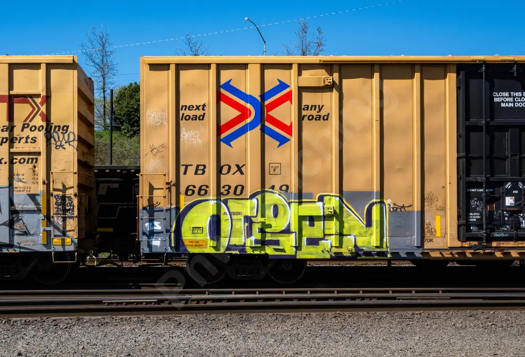 TBOX663049 - NORTH-AMERICA