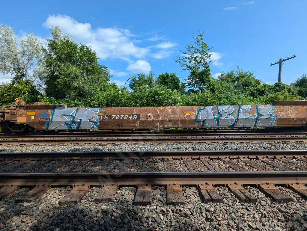 TTX727249 - NORTH-AMERICA