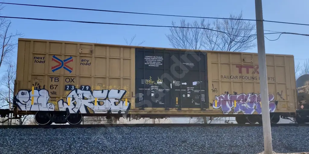 TBOX672379 - NORTH-AMERICA