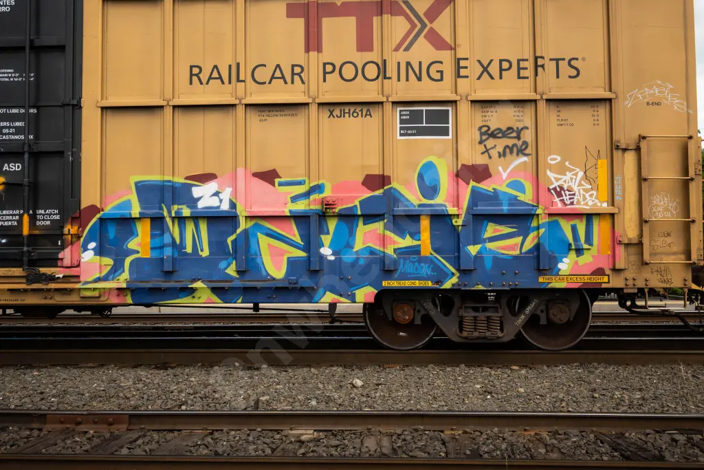 TBOX675845 - NORTH-AMERICA