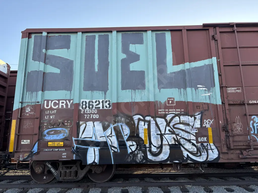 UCRY86213 - NORTH-AMERICA