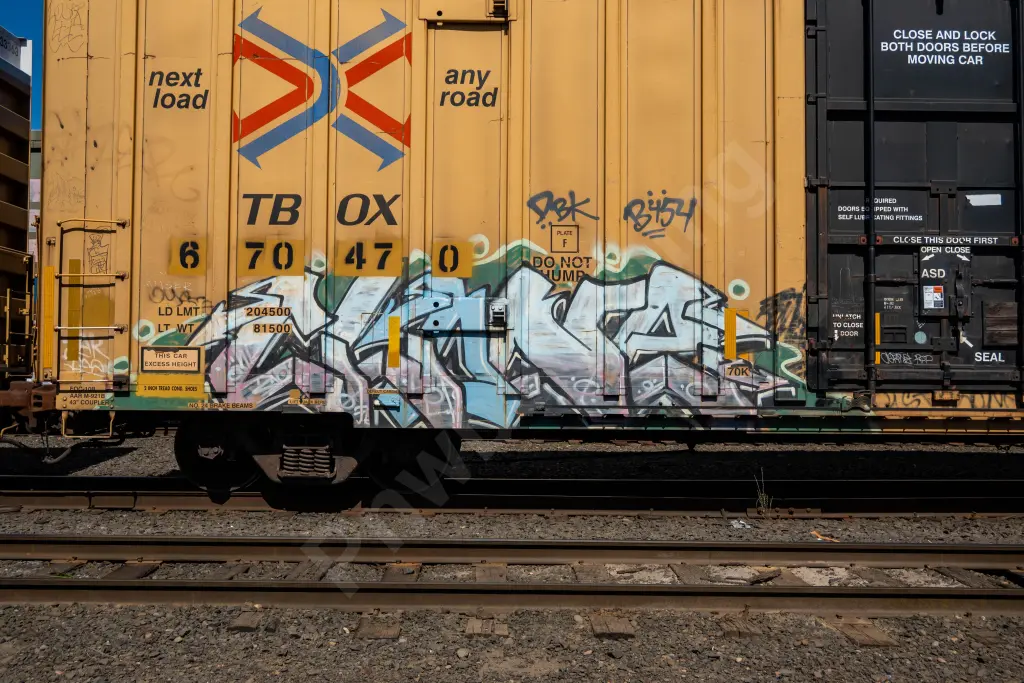 TBOX670470 - NORTH-AMERICA