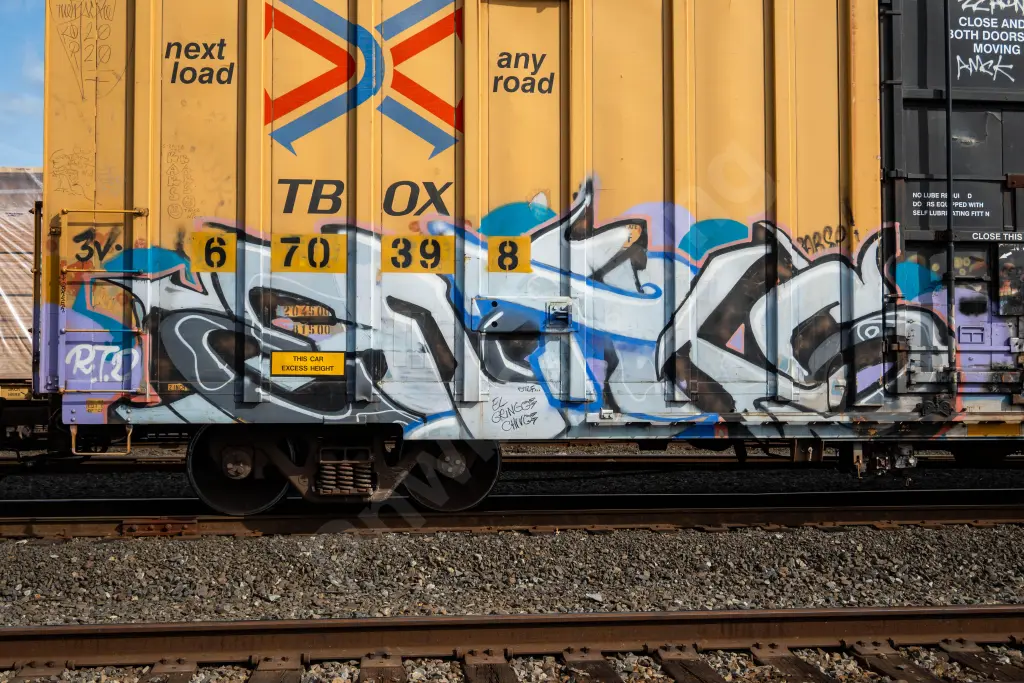 TBOX670398 - NORTH-AMERICA