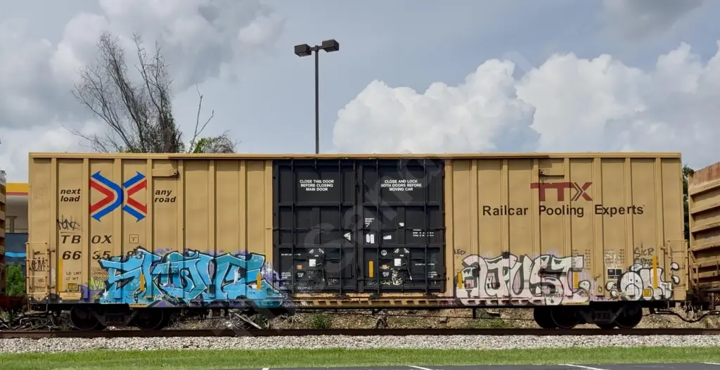 TBOX663583 - NORTH-AMERICA