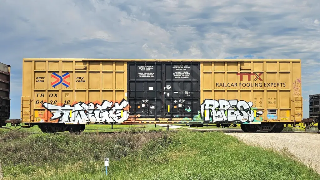 TBOX643212 - NORTH-AMERICA