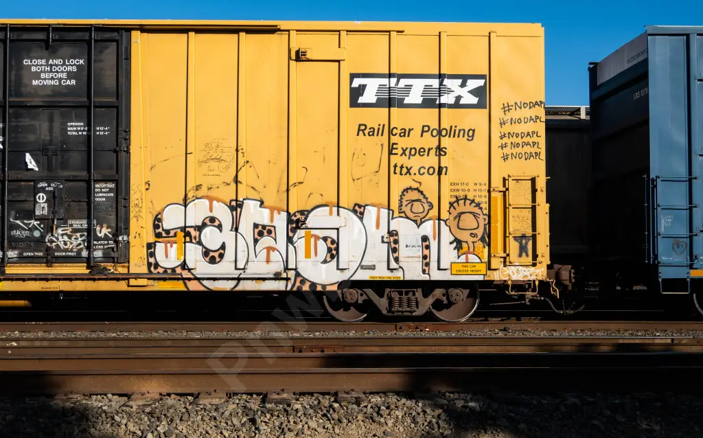 TBOX666033 - NORTH-AMERICA