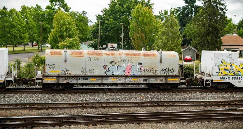 MBKX168811 - NORTH-AMERICA
