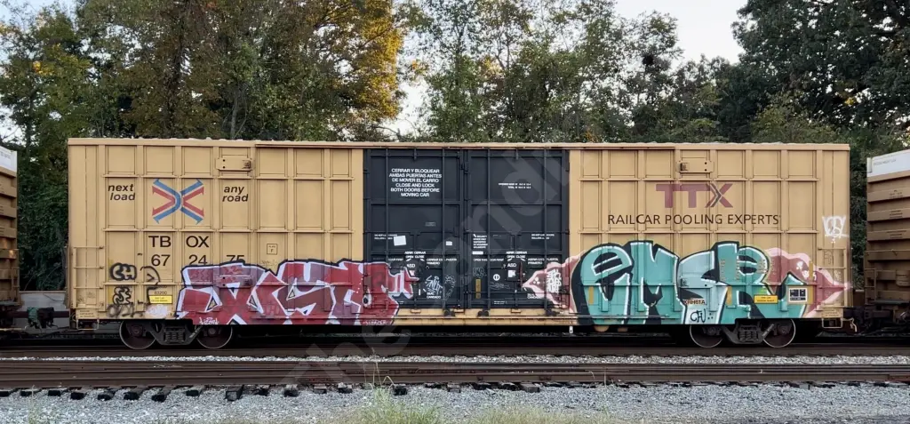 TBOX672475 - NORTH-AMERICA