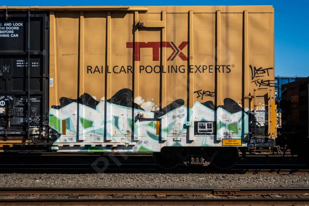 TBOX667182 - NORTH-AMERICA