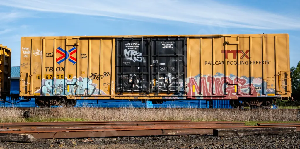 TBOX667708 - NORTH-AMERICA