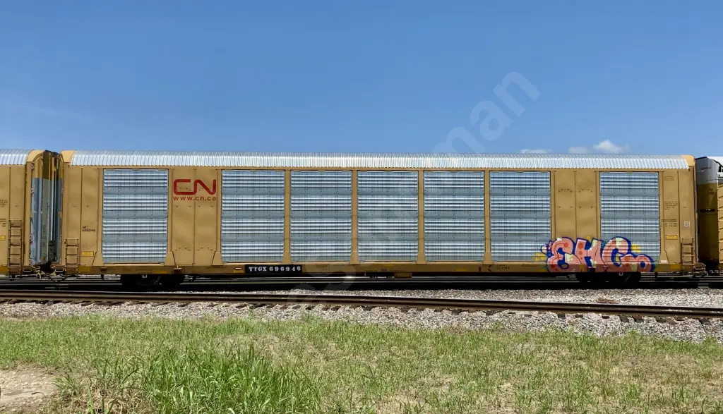 TTGX696946 - NORTH-AMERICA