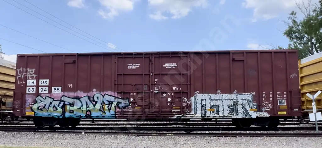 TBOX889465 - NORTH-AMERICA