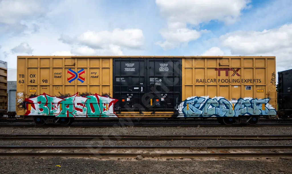 TBOX634298 - NORTH-AMERICA