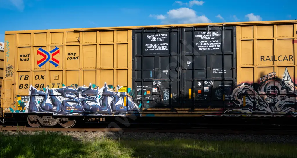 TBOX639877 - NORTH-AMERICA