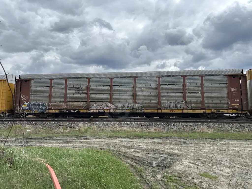 TTGX981676 - NORTH-AMERICA