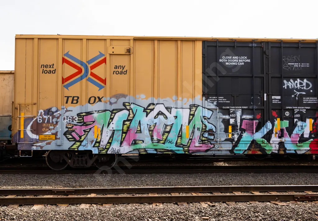 TBOX671063 - NORTH-AMERICA