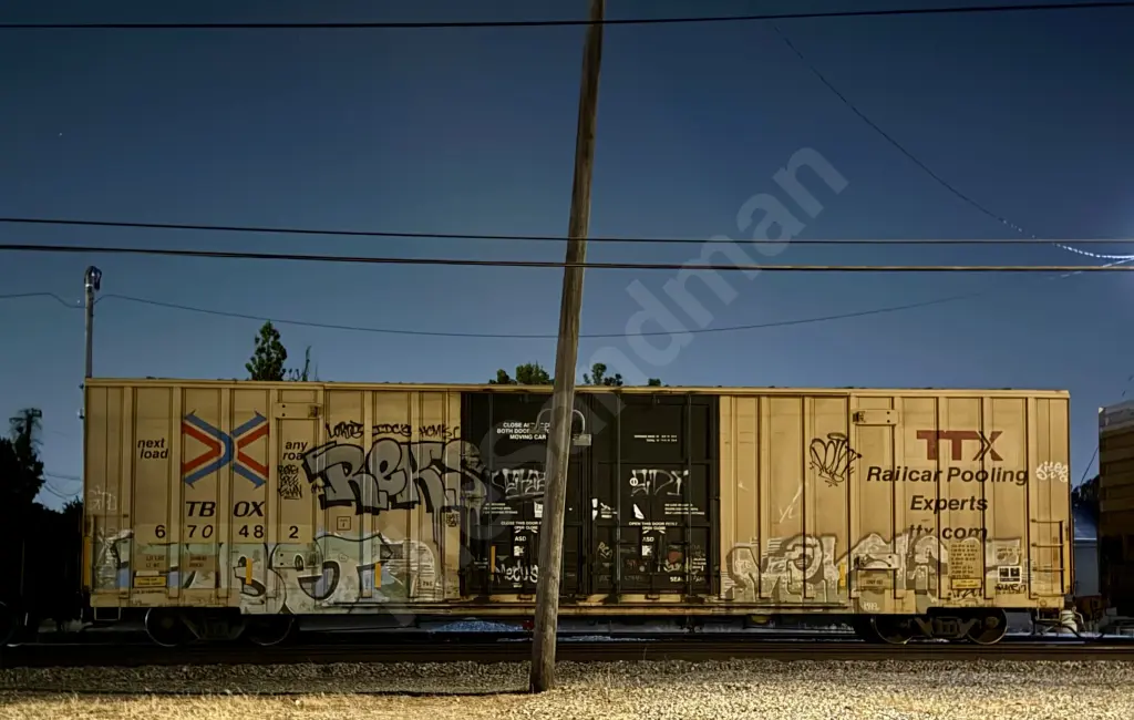 TBOX670482 - NORTH-AMERICA