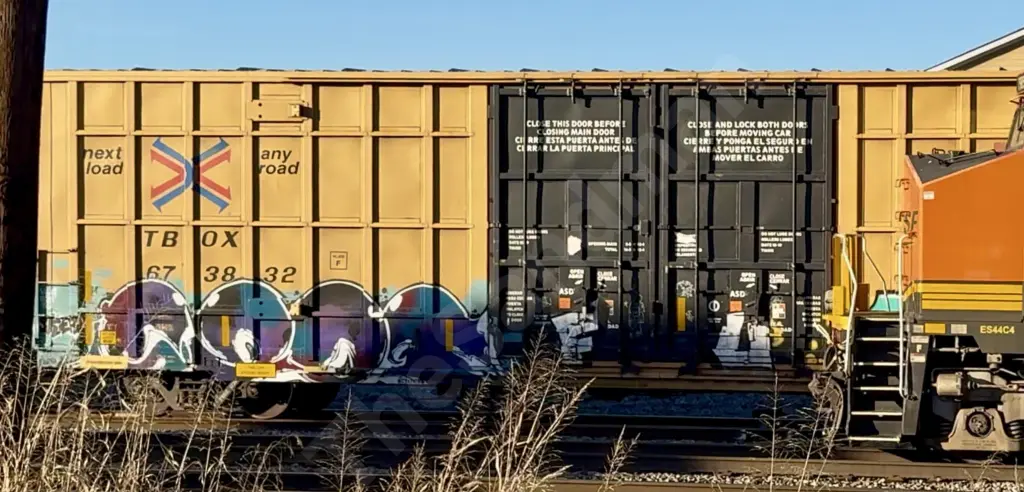 TBOX673832 - NORTH-AMERICA