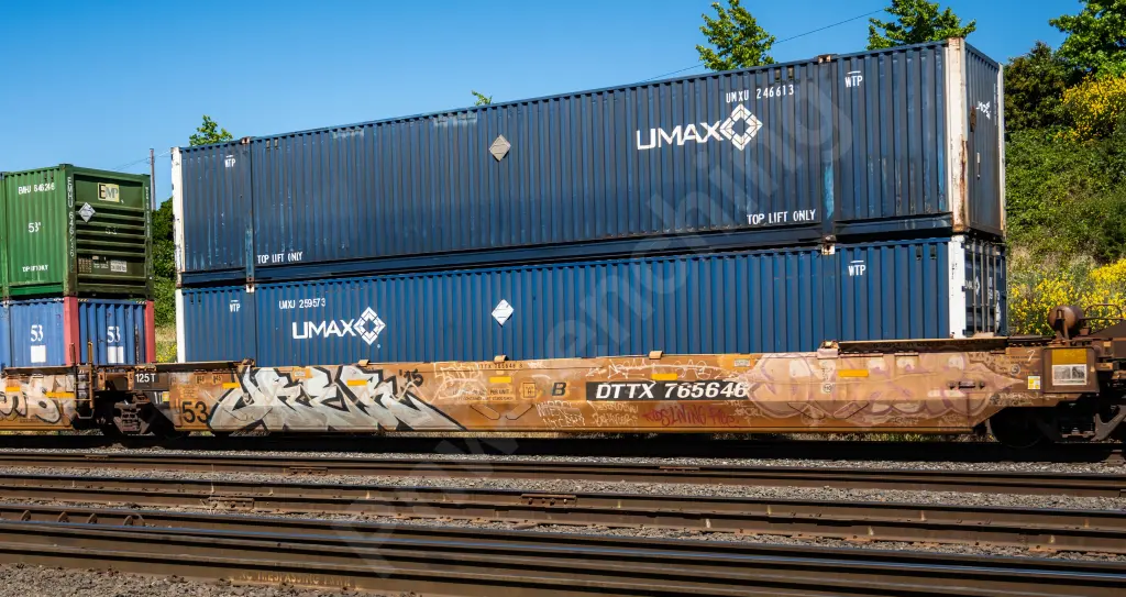 DTTX765646 - NORTH-AMERICA
