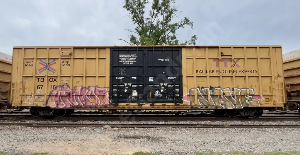TBOX671641 - NORTH-AMERICA