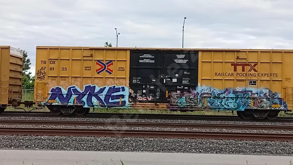 TBOX676135 - NORTH-AMERICA