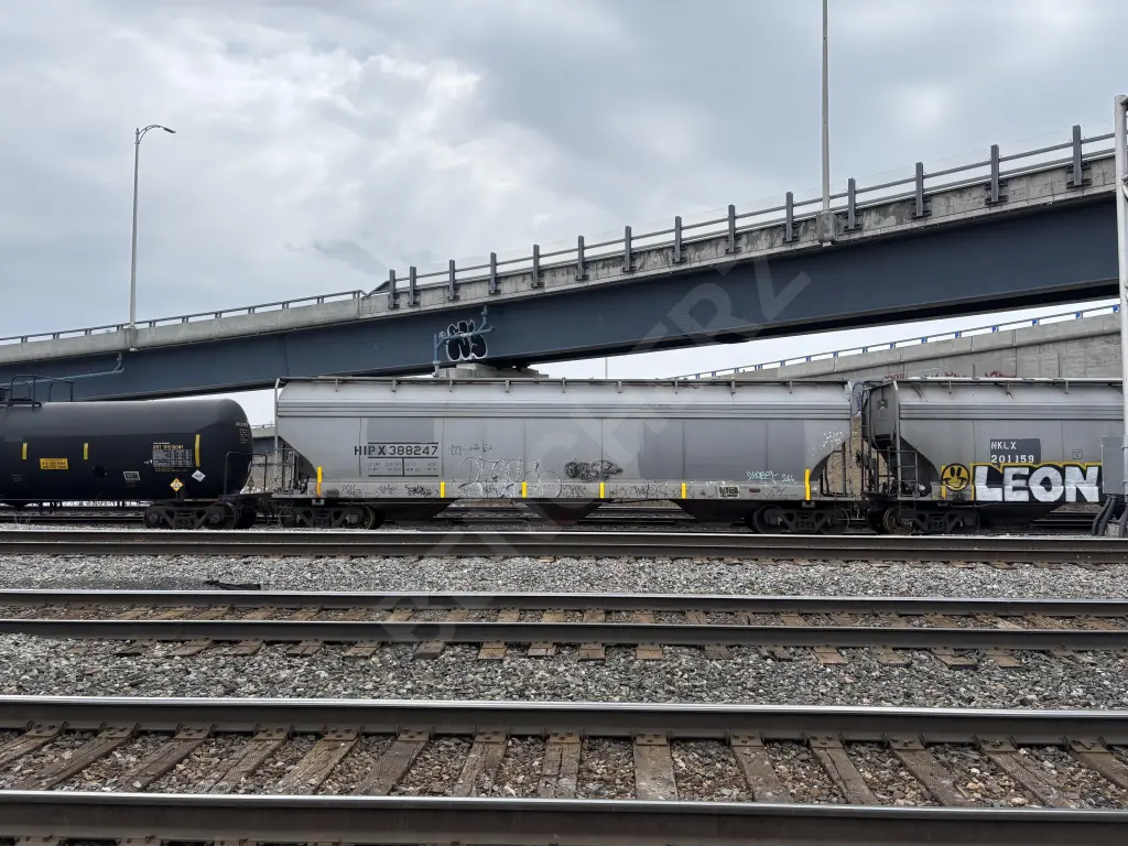 HIPX388247 - NORTH-AMERICA